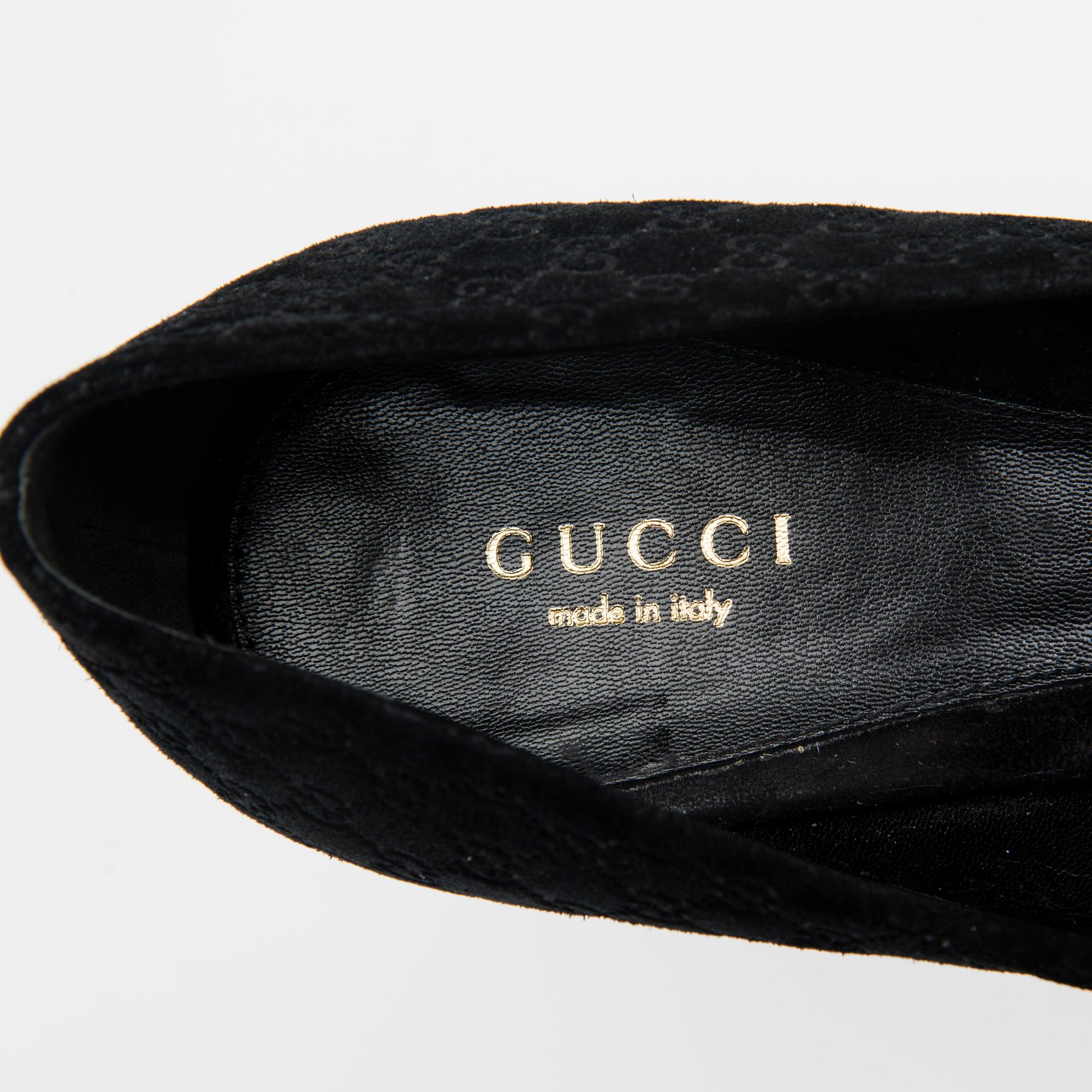 SKOR, Gucci.