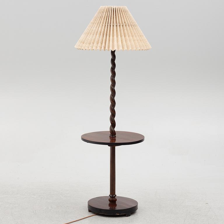 Golvlampa med bord, 1930-tal.