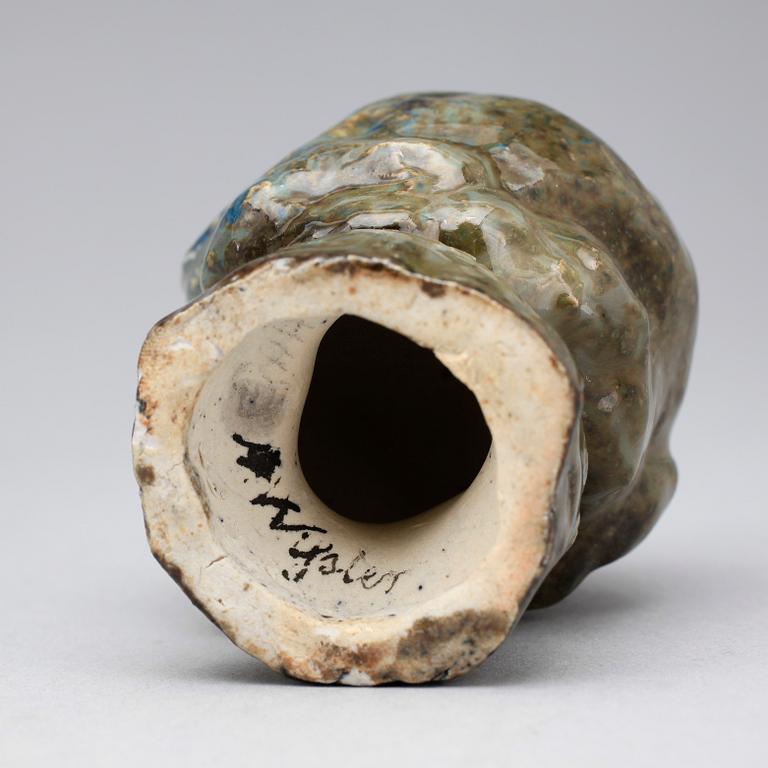 FIGURINER, 2 st, keramik, Anders resp Bess Wissler, sign, ena dat 1930.