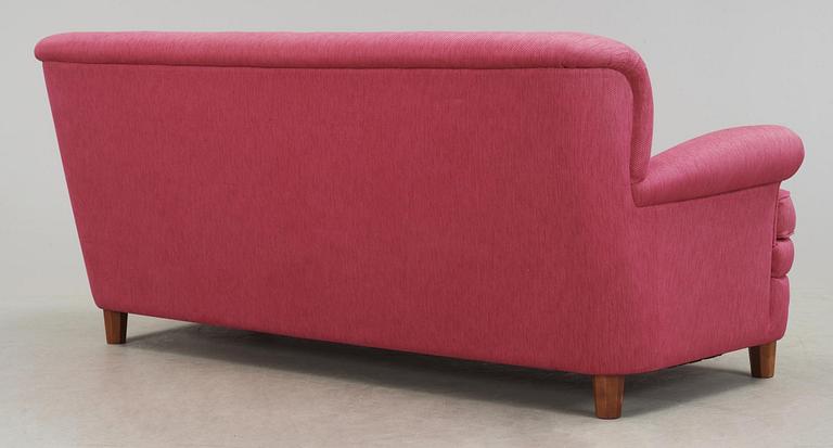 JOSEF FRANK, soffa, Firma Svenskt Tenn, modell 568.
