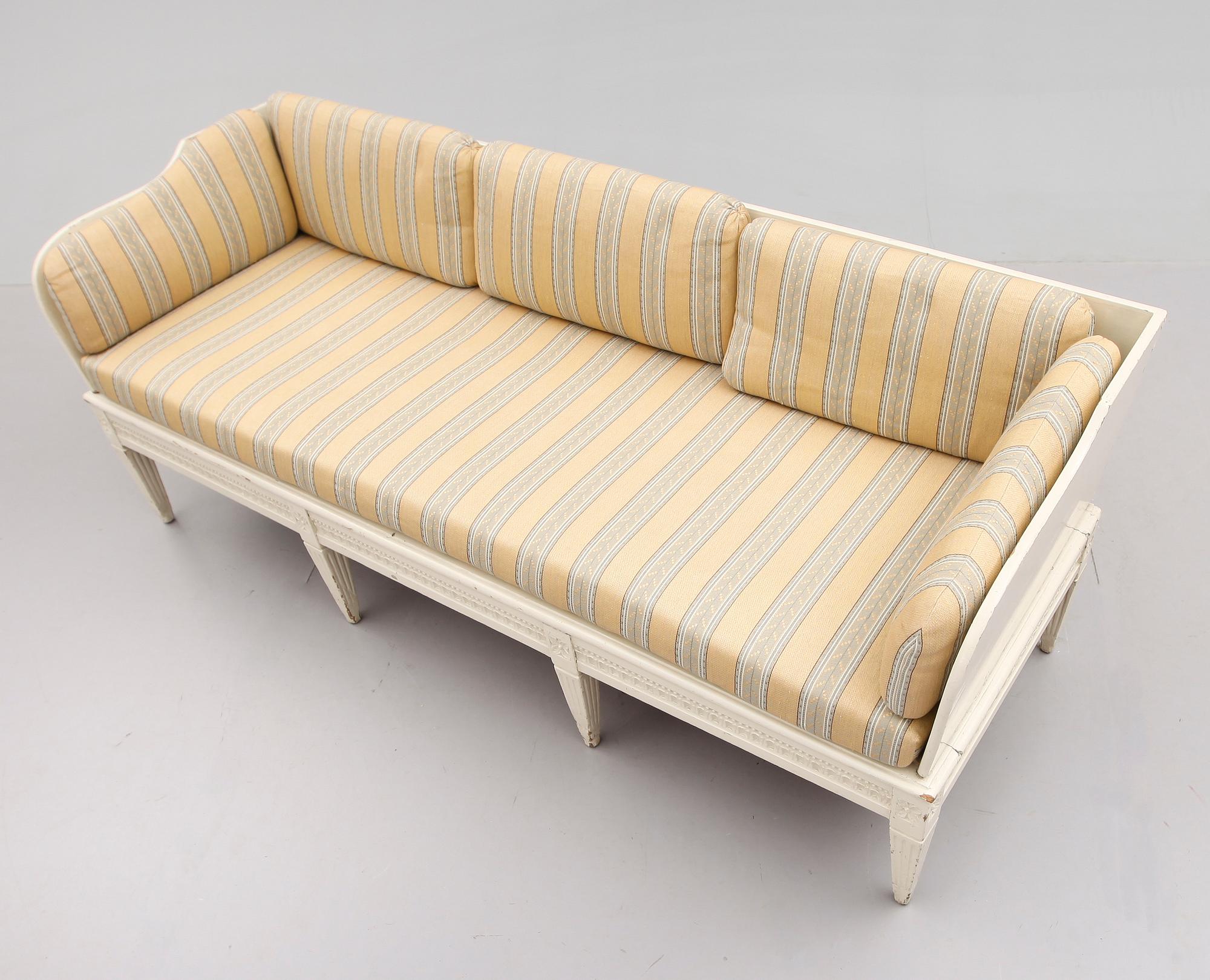 TRÅGSOFFA, sengustaviansk, 1700-/1800-tal.