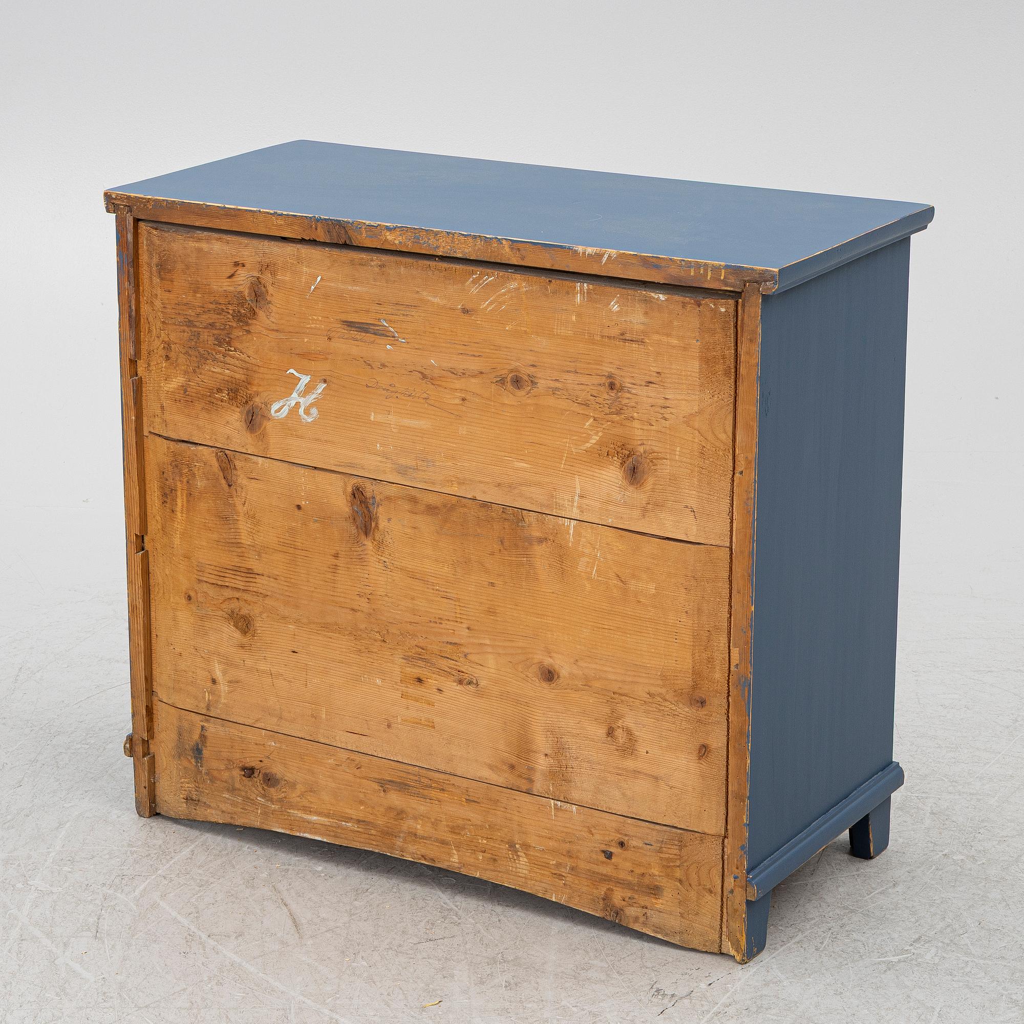 Chest of drawers, circa 1900.