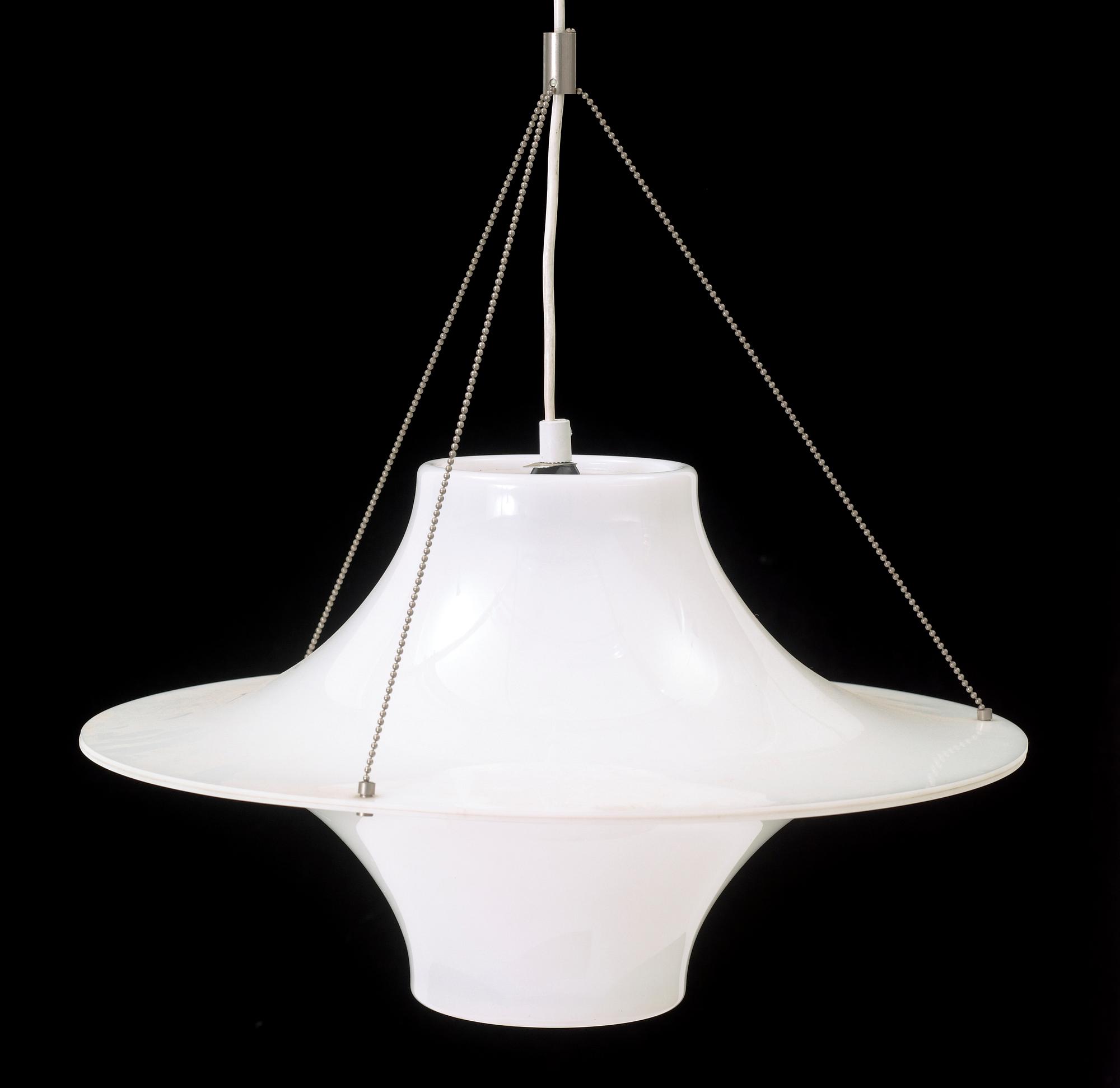 TAKLAMPA, "Lokki / Fiskmåsen / Sky Flyer" Yki Nummi, Adelta, Finland, formgiven 1960.