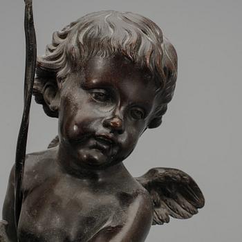 BORDSARMATURER, ett par, brons, Louis XVI-stil, 1900-tal.