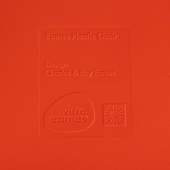 Charles & Ray Eames, Six “Plastic Chair DSW”, Vitra.