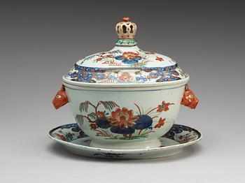 TERRIN med LOCK och FAT, kompaniporslin. Qing dynastin, 1700-tal.