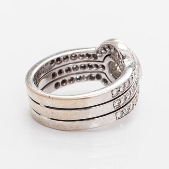 Ring, brilliant cut diamonds, 18K white gold, Italy 2005.