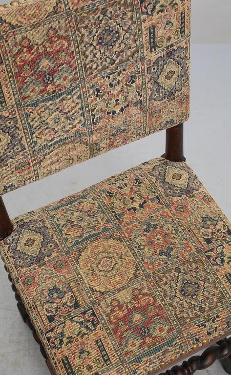STOLAR, 12 st snarlika, barockstil, omkring år 1900.