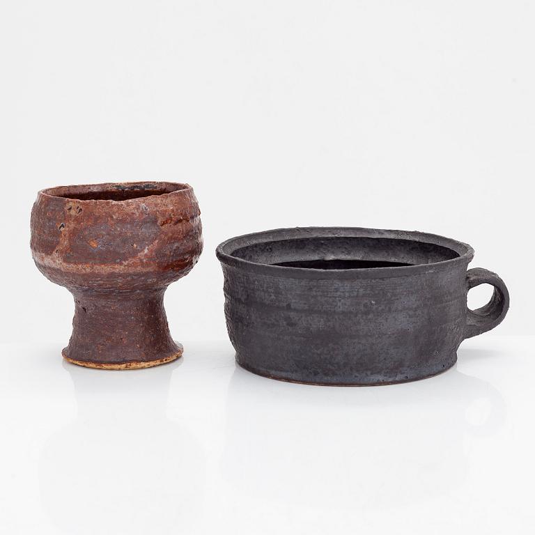 Raija Tuumi, a stoneware bowl and goblet signed RT Arabia 1963 and 1971.
