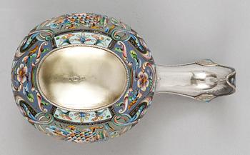 A RUSSIAN SILVER AND ENAMEL KOVSH, makers mark of the 6th Artel, Moscow 1908-1917.