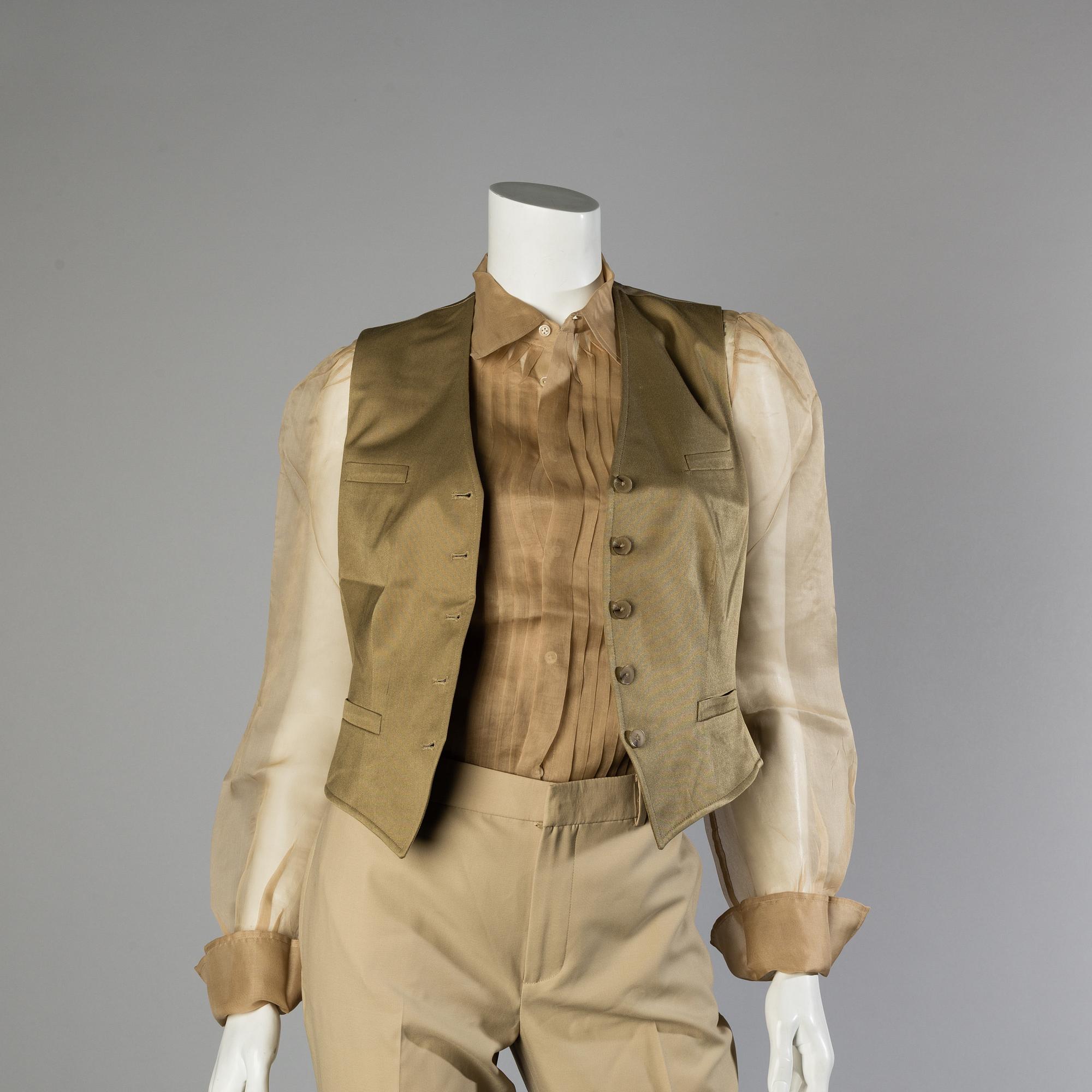 Trousers, shirt and west by Ralph Lauren.