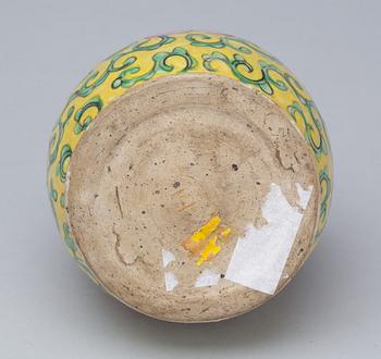VAS, porslin, Kina, 18/1900-tal.