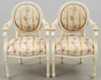 KARMSTOLAR, ett par, Louis XVI-stil, 1900-tal.