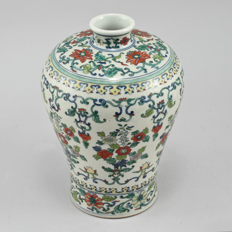 KRUS, porslin, Kina, 1900-tal.