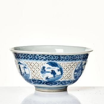 Skål, porslin. Qingdynastin, Kangxi (1662-1722).