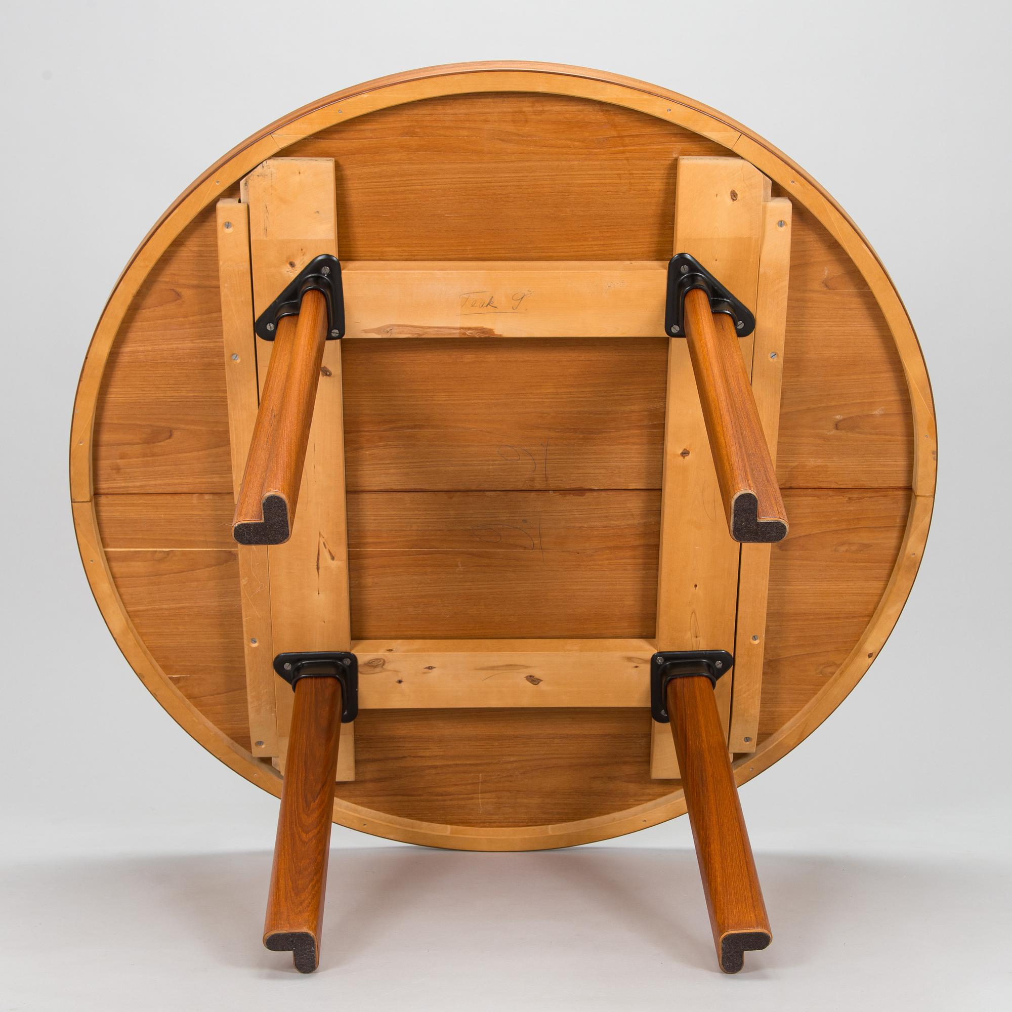 Alvar Aalto, matbord, modell H93, Artek 1960-tal.