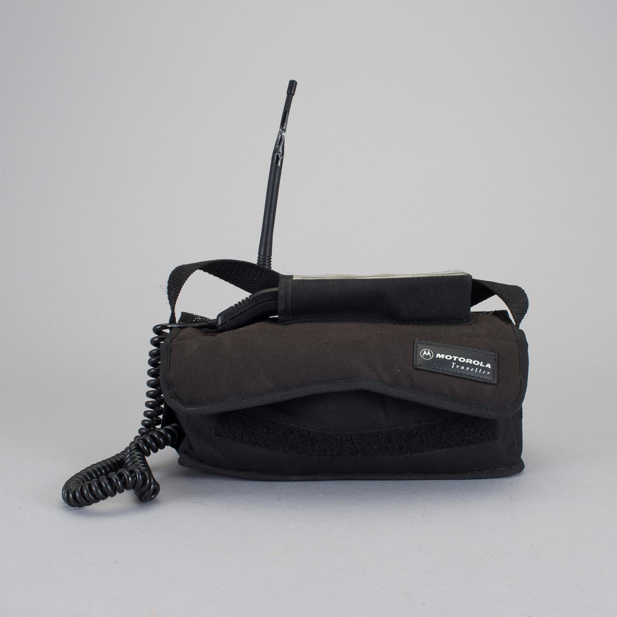 MOBILTELEFON, Motorola "Traveller", 1990-talets början.