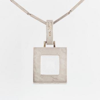 GUSTAF DAHLGREN & CO, Pendant and chain, silver and rock crystal.