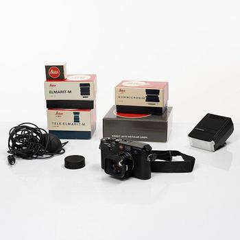 Leica M6 10 404, with three lenses and viewfinder, Leitz, 1984 - 2003.