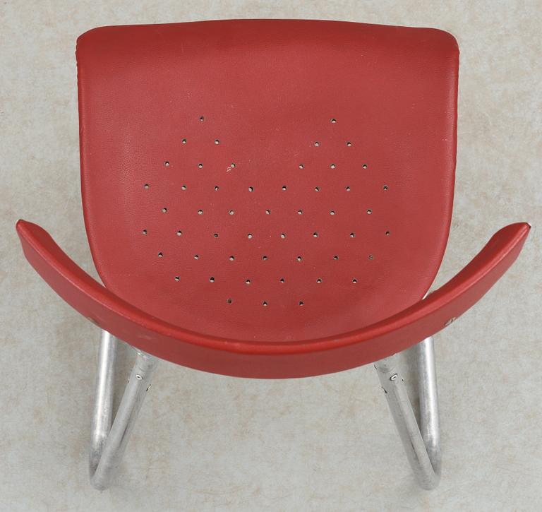 A Gio Pontio tubular aluminium and red vinyl chair, Ditta Parma Antonio e Figli, Saronno, Italy.