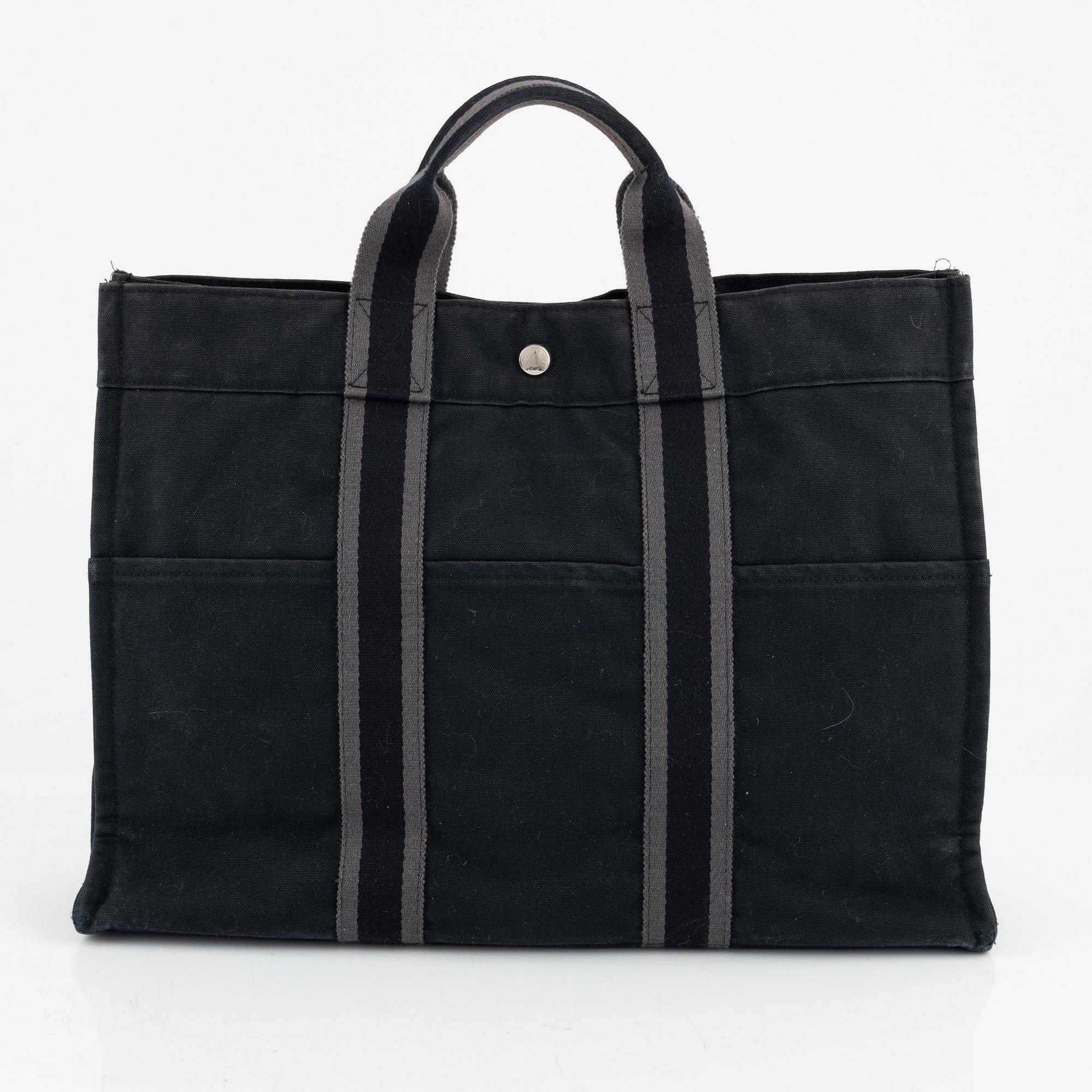 Hermès, A "Fourre Tout" canvas bag.