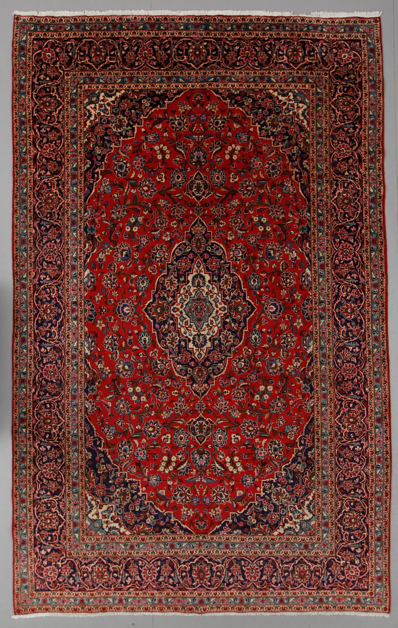 MATTA, Keshan, ca 385 x 240 cm.
