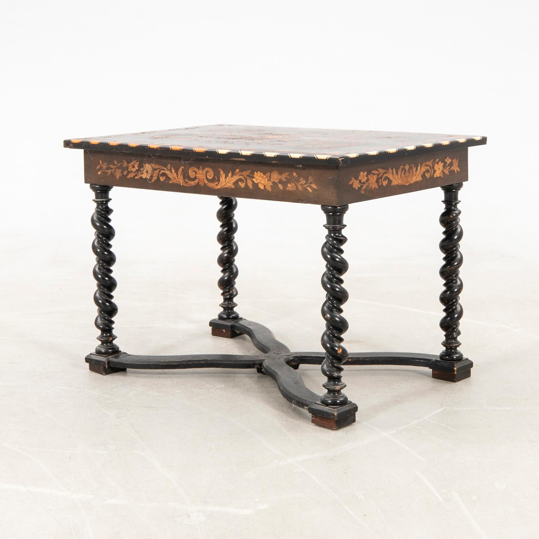 Table, Baroque style, late 19th century.