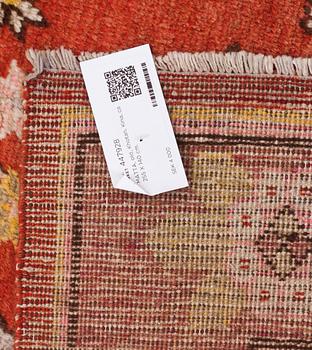 MATTA, old, Khotan, Kina, ca 255 X 140 cm.