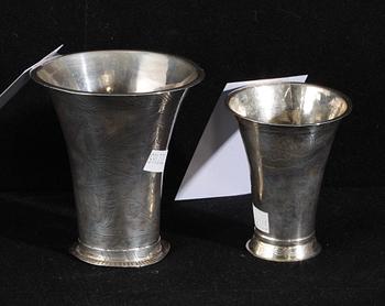 BÄGARE, 2 st, silver, bla Magnus Ljungqvist, Kristianstad 1809.