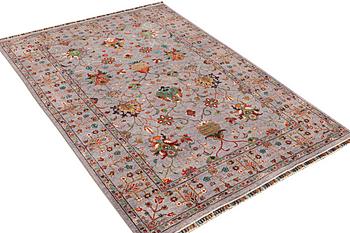 A carpet, Ziegler Ariana, c. 233 x 170 cm.