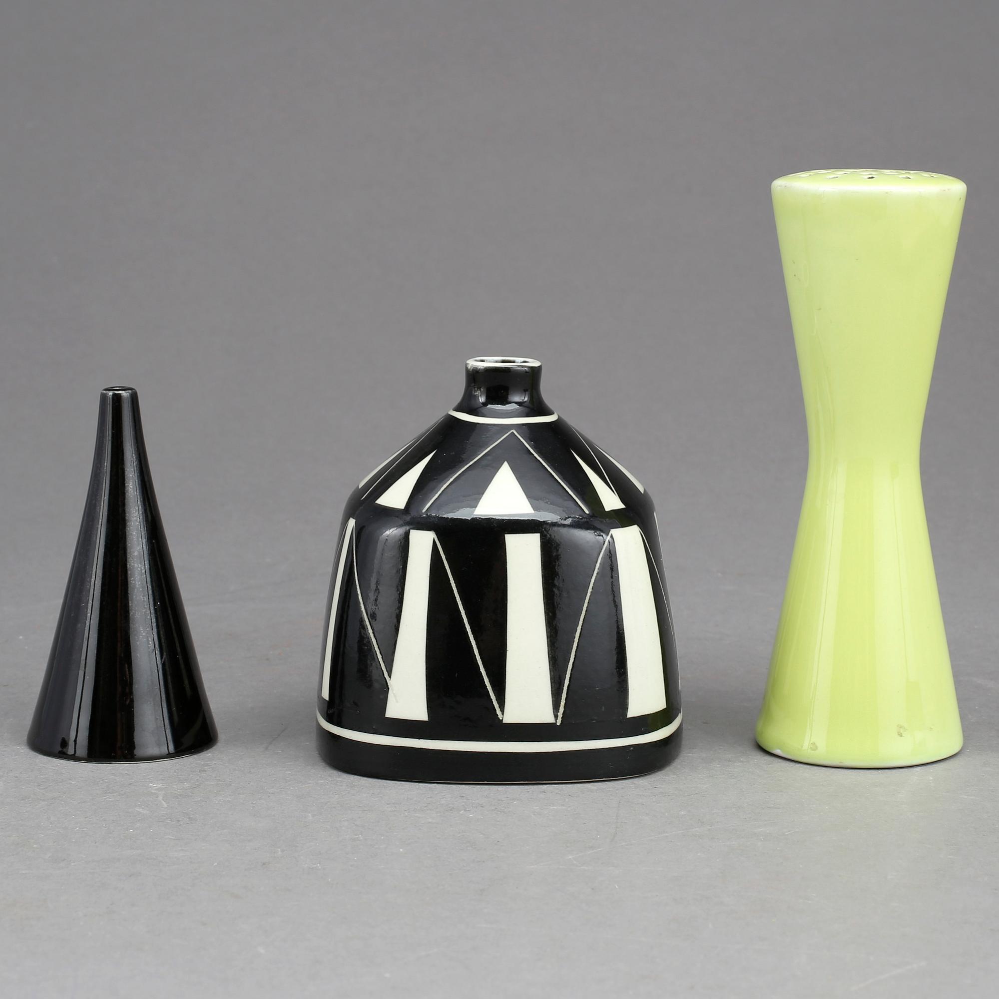 PEPPAR- OCH SOCKERSTRÖARE, Stig Lindberg, Gustavsberg, "Colorado", VAS, Karin Björqvist, Gustavsberg studio, "Diagonal".