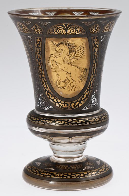 BÄGARE, glas, trol. Böhmen, 1800-talets andra hälft.