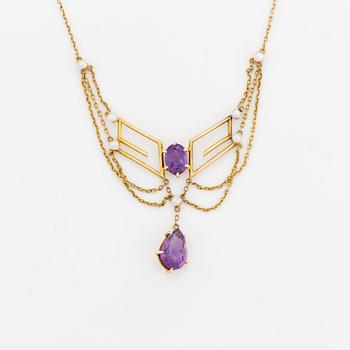Amethyst and seed pearl necklace.
