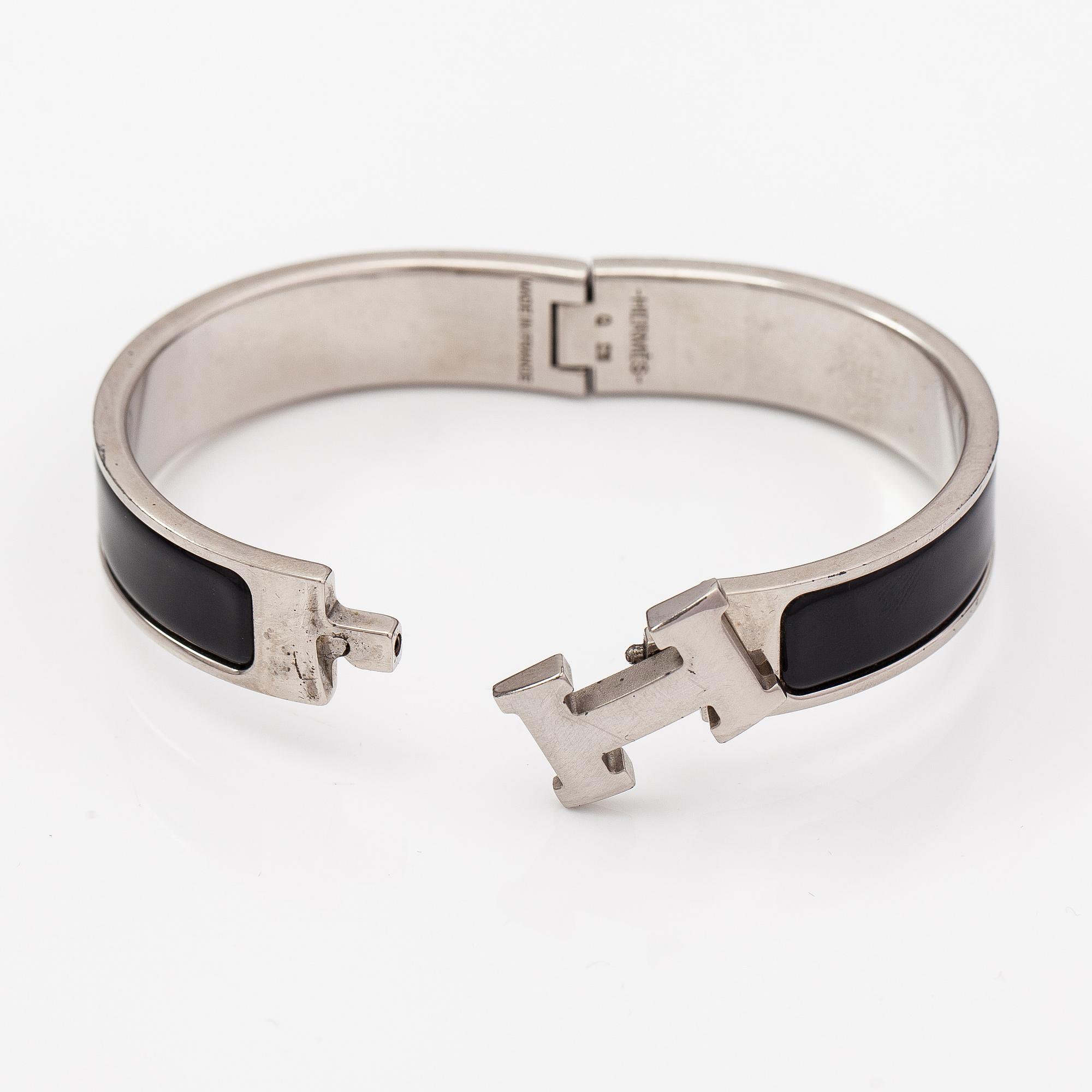 Hermès, armband, "Clic H PM", silverfärgad metall och svart emalj.