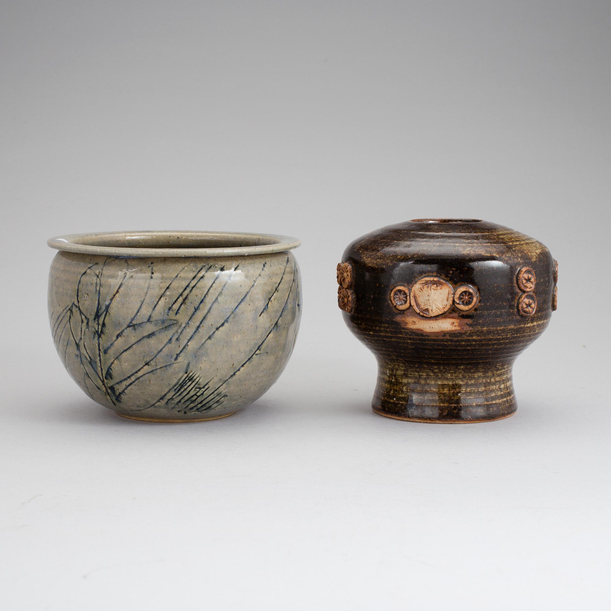 Four pieces of stonewear by Lisa Larson fro Gustavsberg.