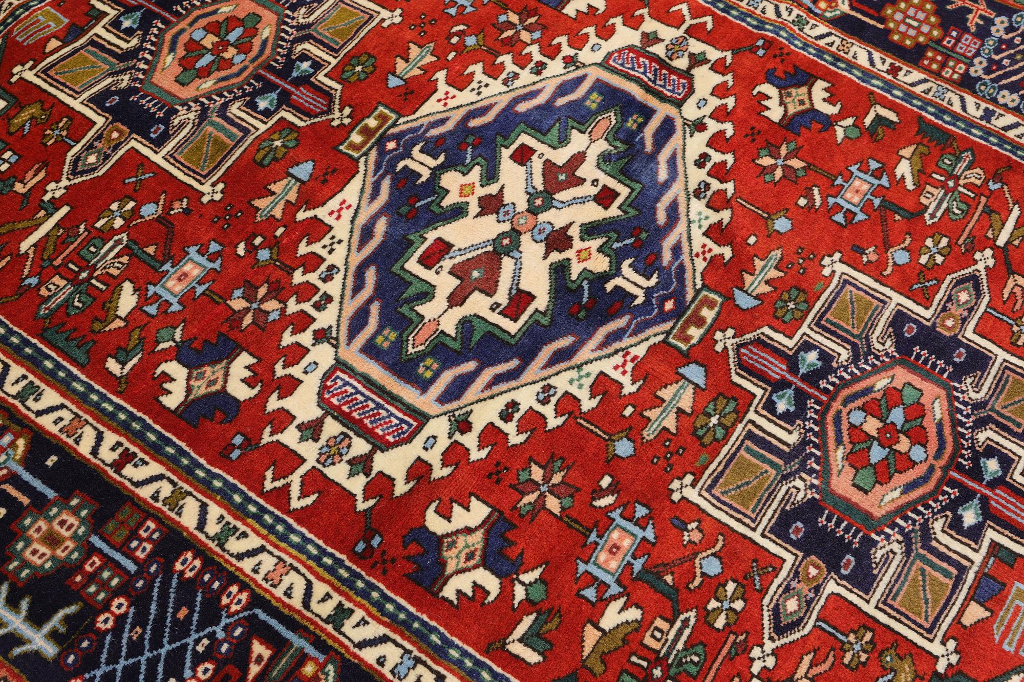 A Garadje rug, 195 x 164 cm.