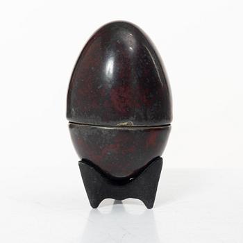 Hans Hedberg, an egg, Biot, France.
