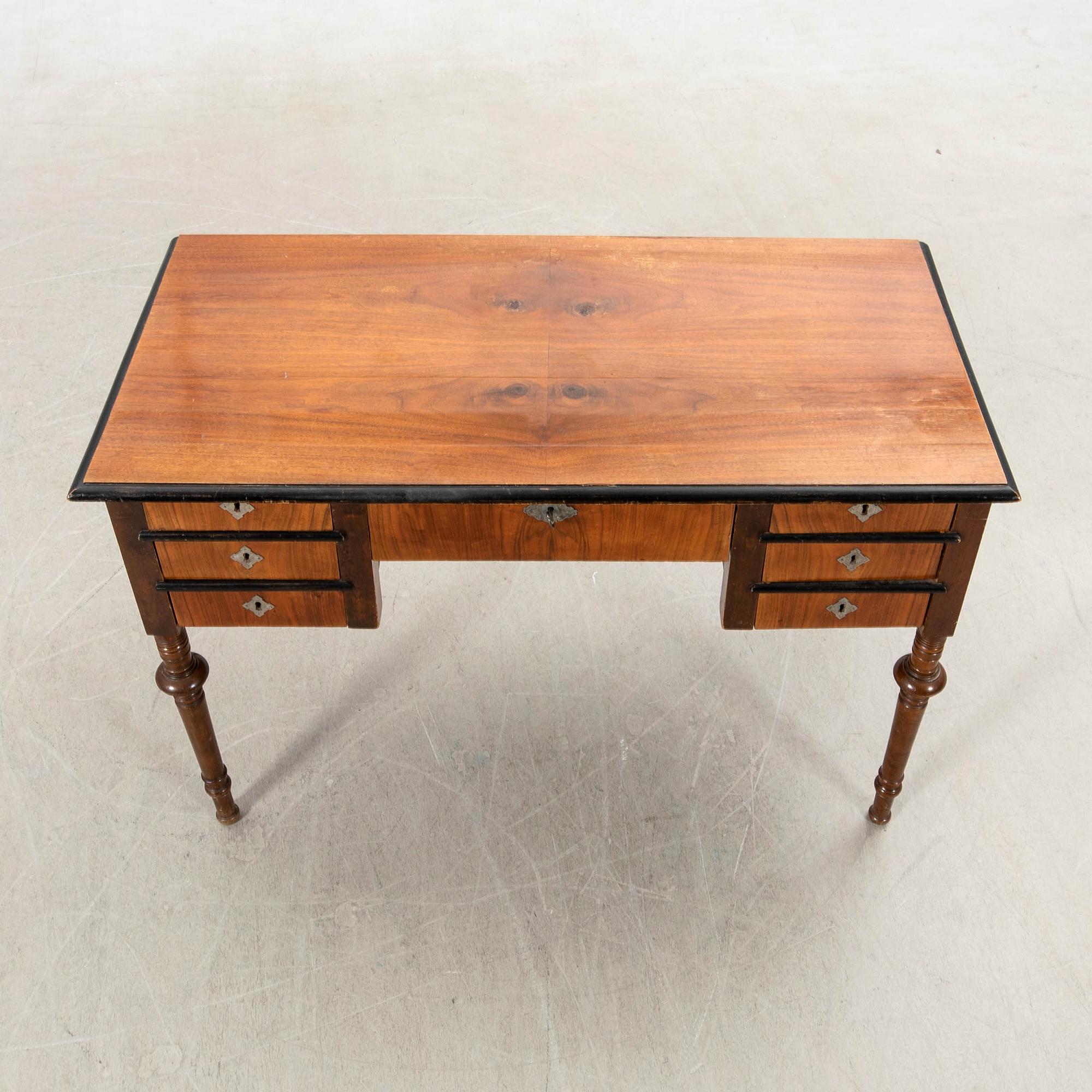 Skrivbord Nyrenässans omkring 1900.