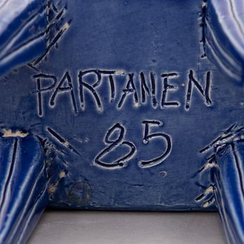 PAULI PARTANEN, veistoksia, 3 kpl, signeeratut Partanen -85, -87, -93.