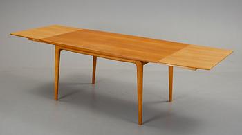 BORD och STOLAR, 4 st, "Boomerang / 370", Alfred Christensen, troligen för Slagelse möbelverk, Danmark, 1960-tal.