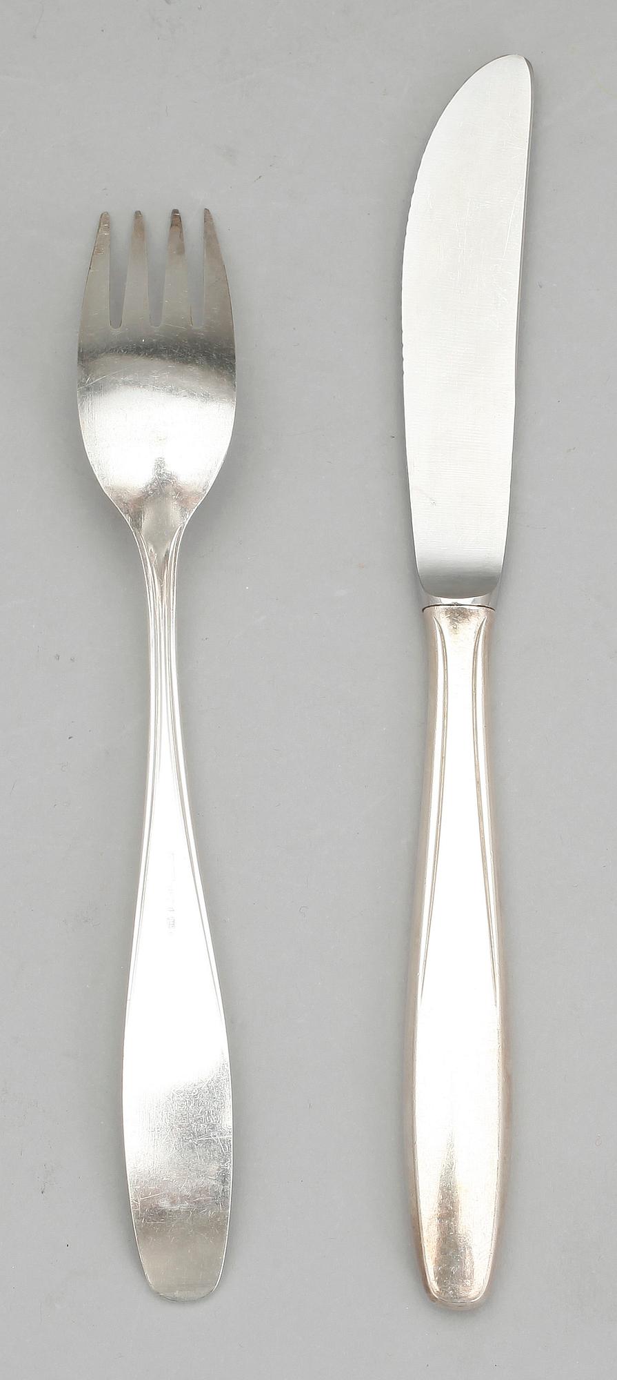 BESTICK, 12 st, låghaltigt silver, Tyskland, 1900-tal.  tot Vikt ca 1274 gram.