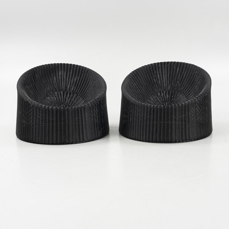 Eero Aarnio, a pair of 'Elepant Boot' polyrattan garden easy chairs.