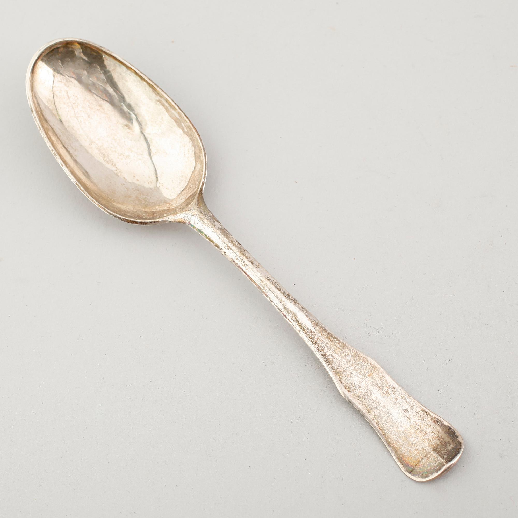 MATSKED, silver, Johan Schvart, Karlskrona 1762. Vikt ca 54 gram.
