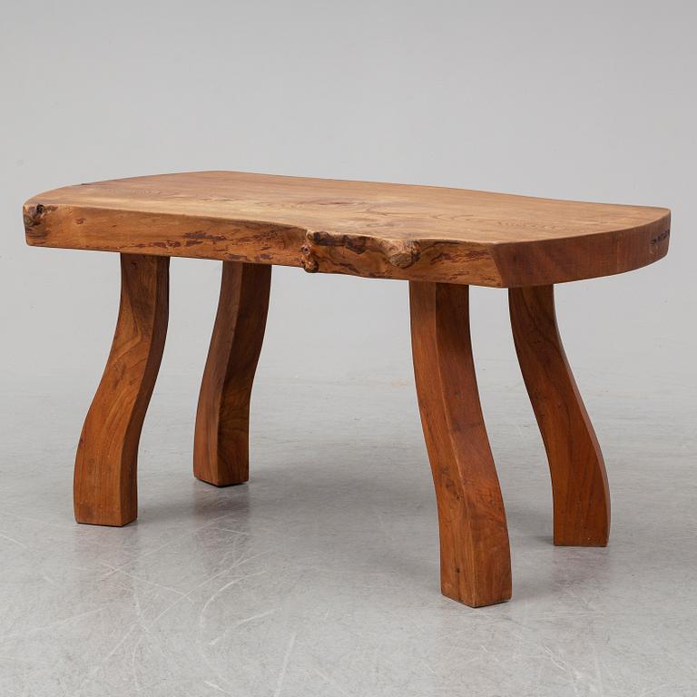 A 'Naturbord' elm coffee table, C. A. Beijbom, Simlingegården. 1966.