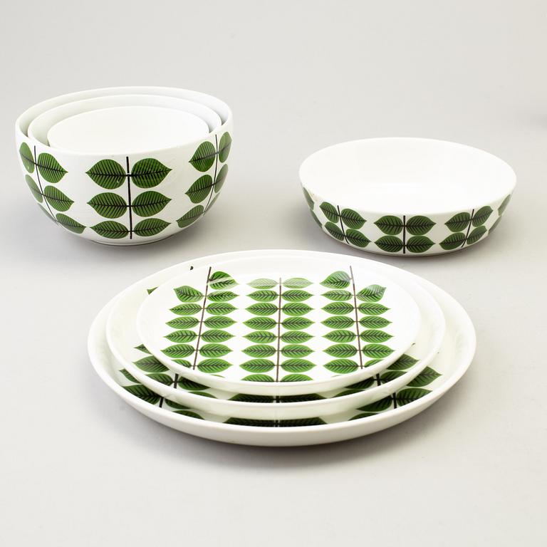 50 pcs porcelain 'Berså' service by Stig Lindberg for Gustavsberg.