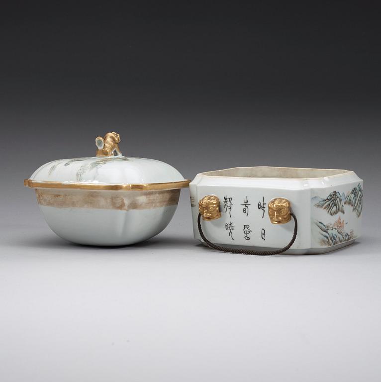 A square food container with cover and separate warmer, Qing Dynasty, Guangxu six-character mark and of the period.