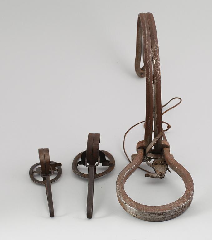 FÅNGSTREDSKAP, 3 st, rävsaxar, 1800/1900-tal.
