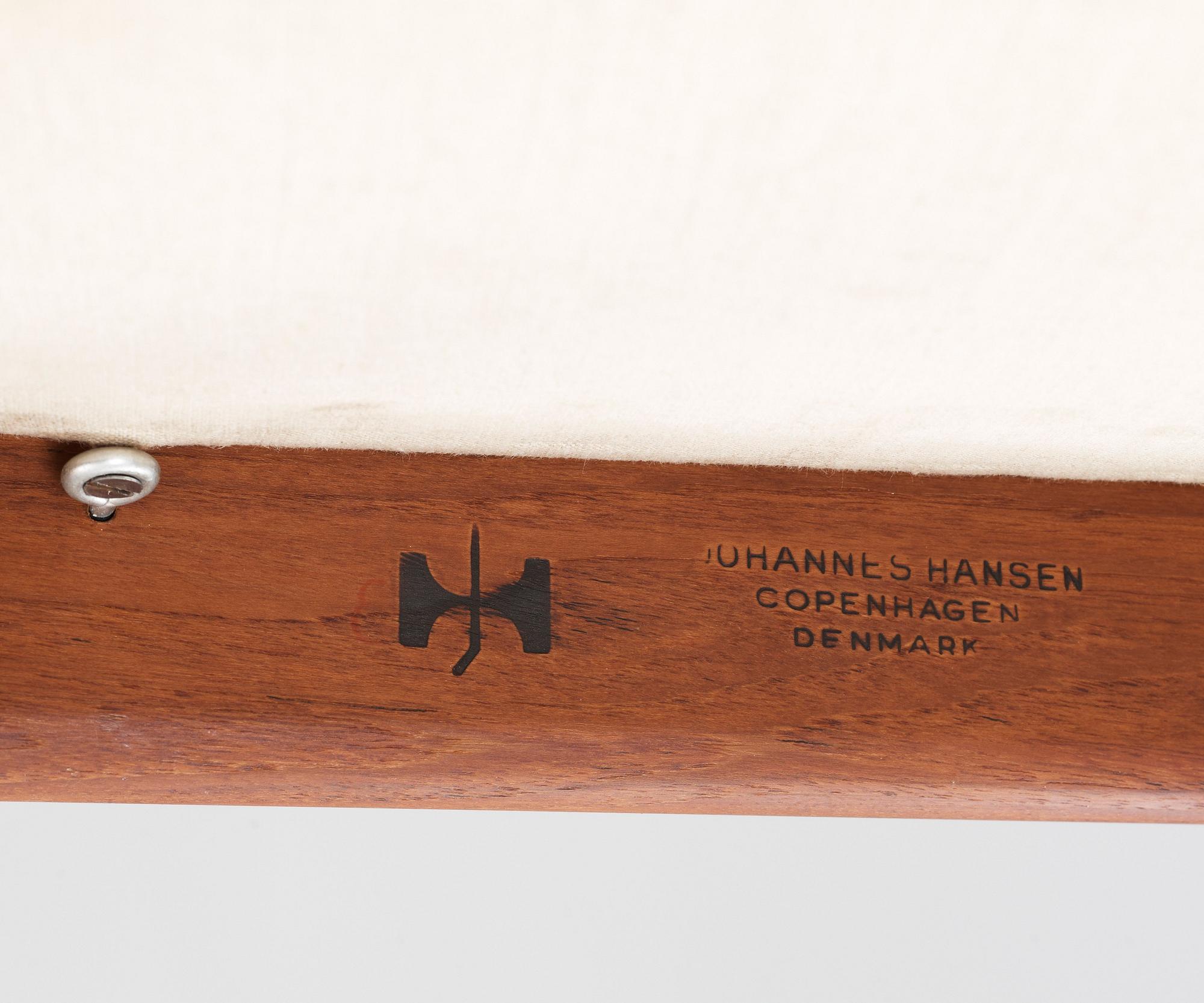 HANS J WEGNER, "The Chair", ett par, Johannes Hansen, Danmark, 1950-60-tal.