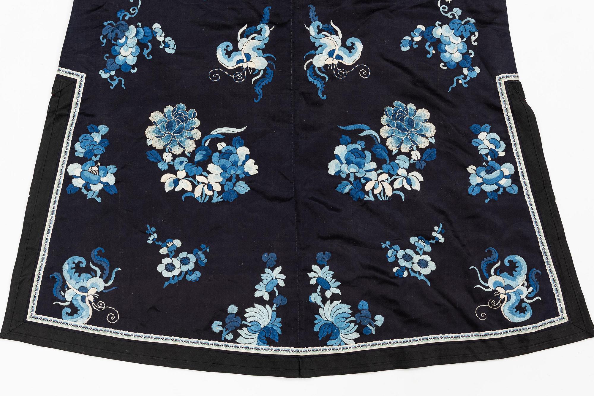 A Chinese embroidered silk robe, 1920's.
