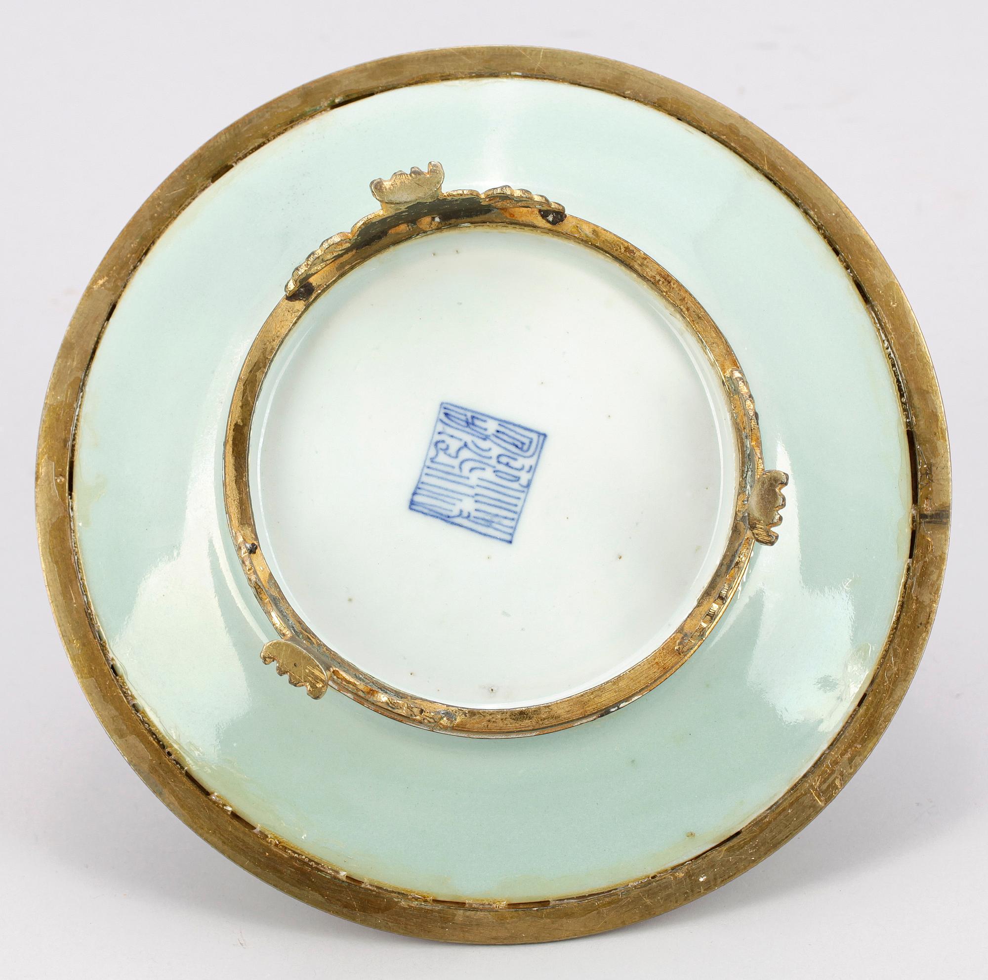 KONFEKTFAT, porslin och  mässing, empirestil, 1800-talets senare hälft.